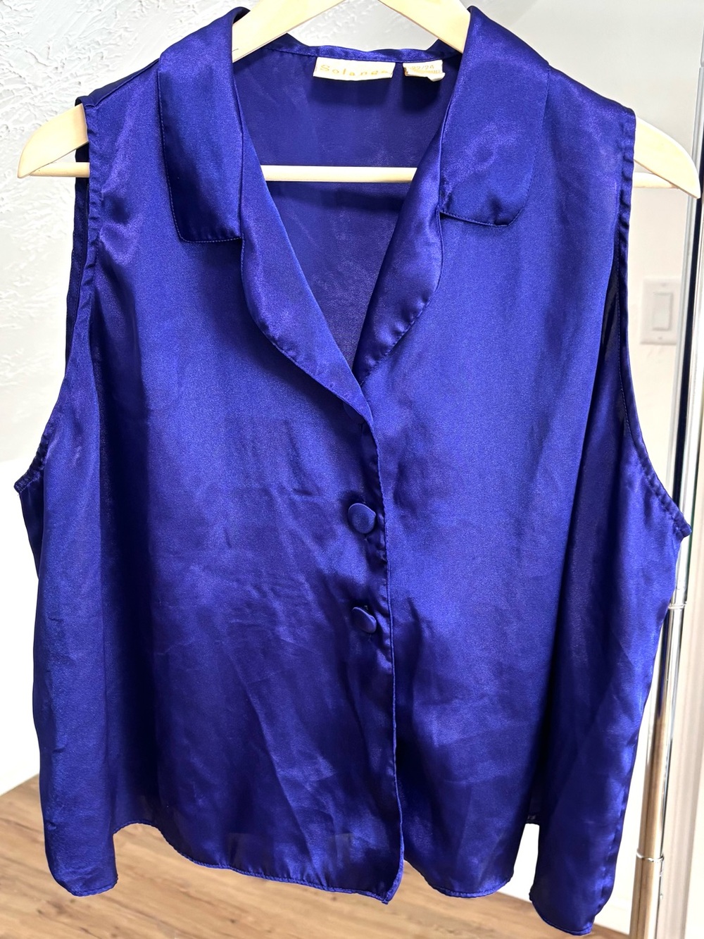 Vintage Solange purple satin sleeveless button down top, size 22/24